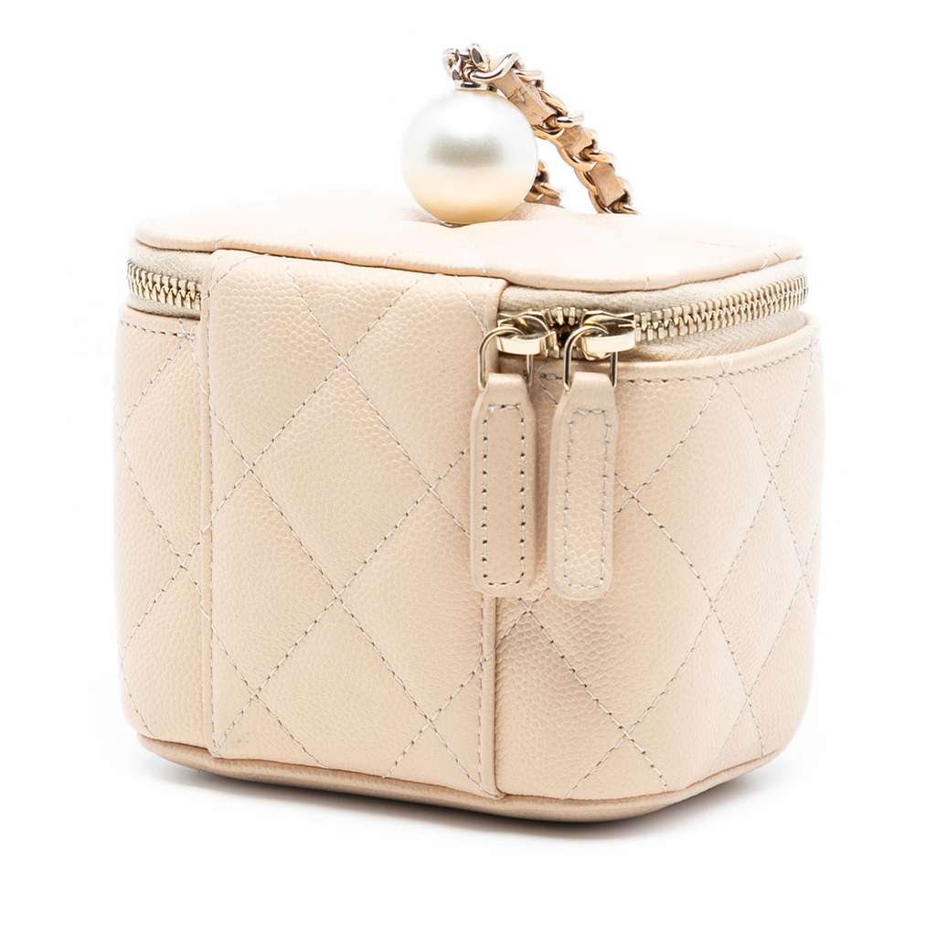 Chanel Mini Quilted Iridescent Caviar Pearl On Top Vanity Case With Chain - 2
