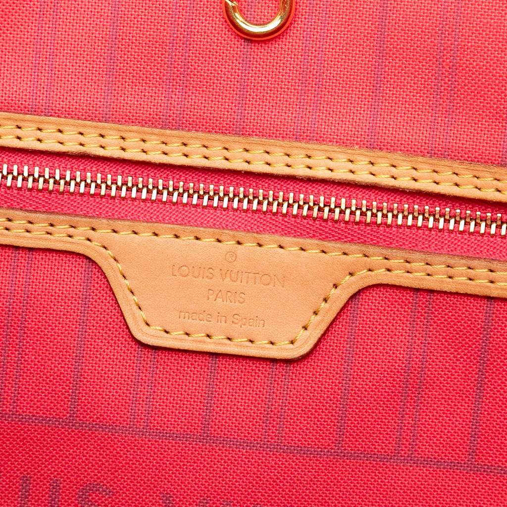 Louis Vuitton Monogram V Neverfull MM - 5