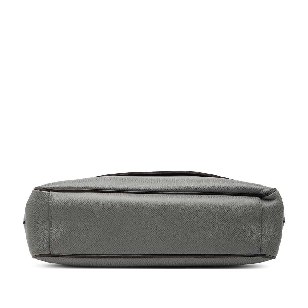 Louis Vuitton Taiga Roman MM - 3