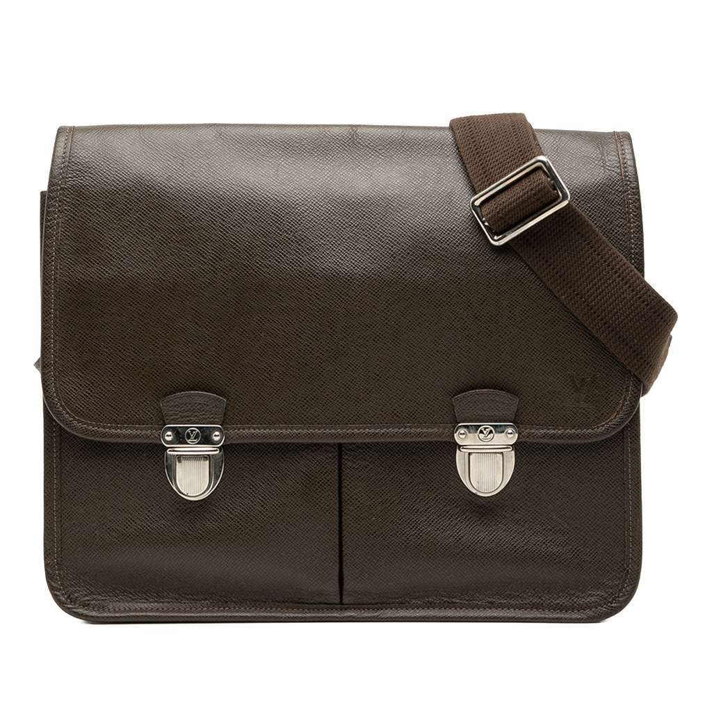 Louis Vuitton Taiga Alexei Messenger