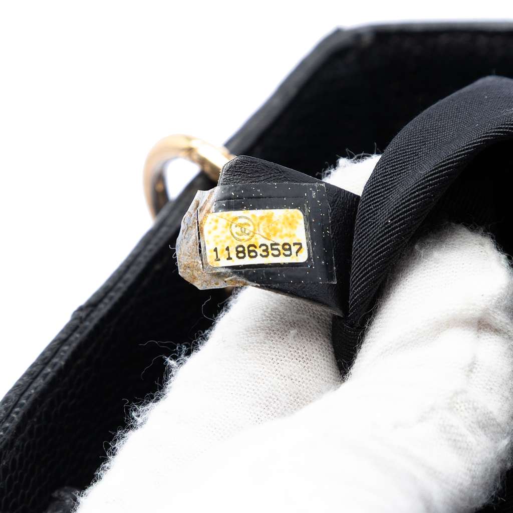 Chanel Caviar Petite Shopping Tote - 5
