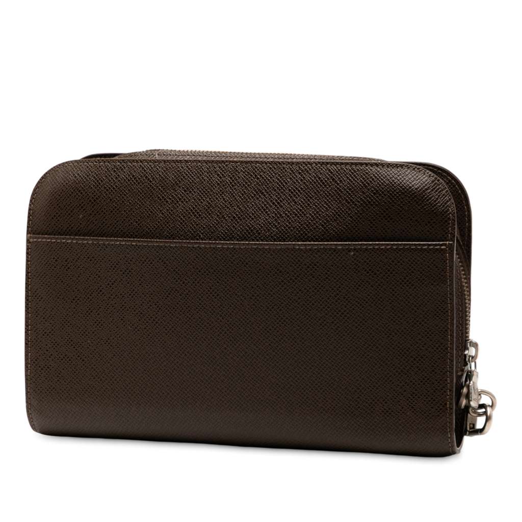 Louis Vuitton Taiga Pochette Baikal - 2