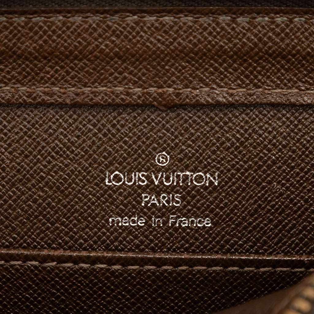 Louis Vuitton Taiga Pochette Baikal - 5