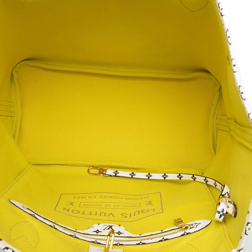 Louis Vuitton Monogram Giant Neverfull MM - 4