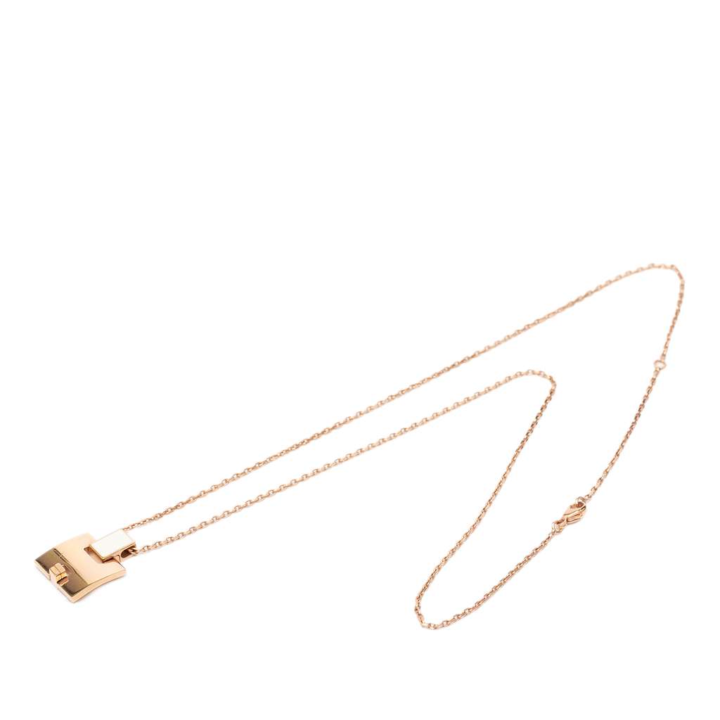 Hermès Gold Plated and Enamel Eileen Pendant Necklace