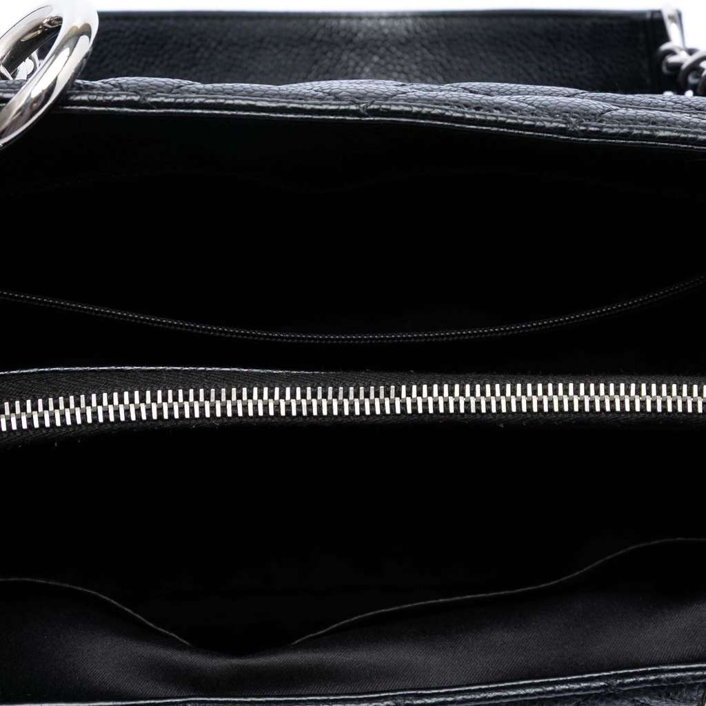 Chanel Caviar Grand Shopping Tote - 4