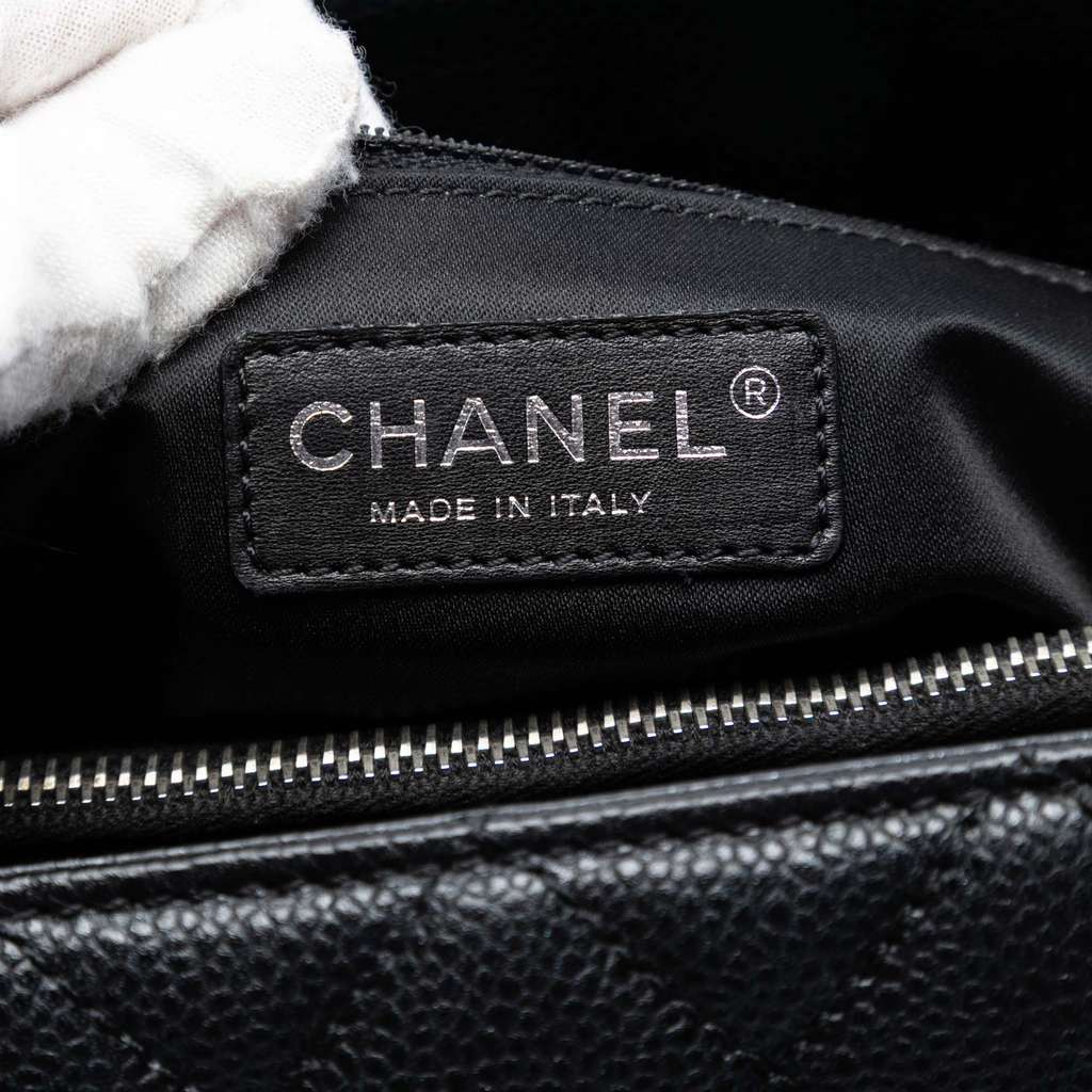 Chanel Caviar Grand Shopping Tote - 5