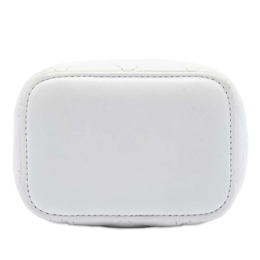 Chanel Mini Quilted Lambskin Pearl Crush Vanity Case With Chain White Leather Very good - Inside View
