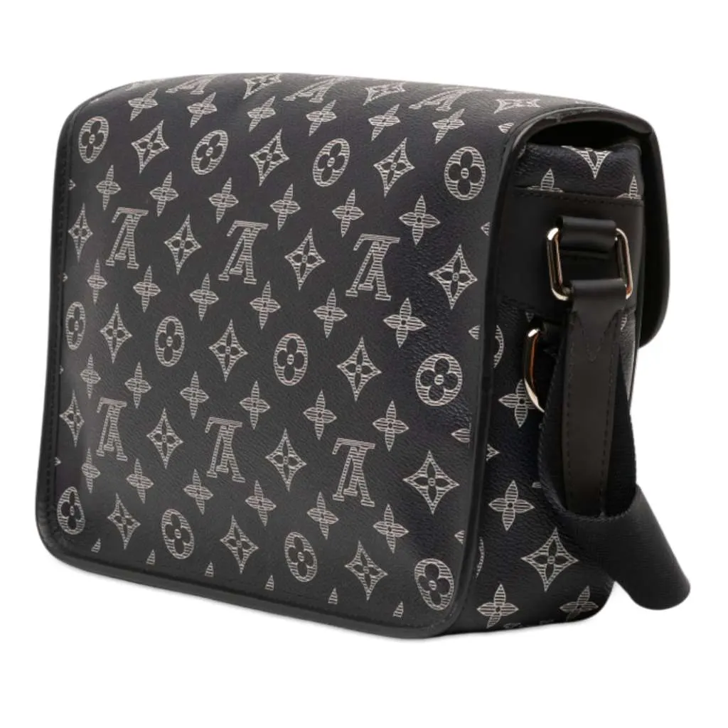 Louis Vuitton Chapman Brothers Monogram Savane Messenger PM Blue Very good - Back View