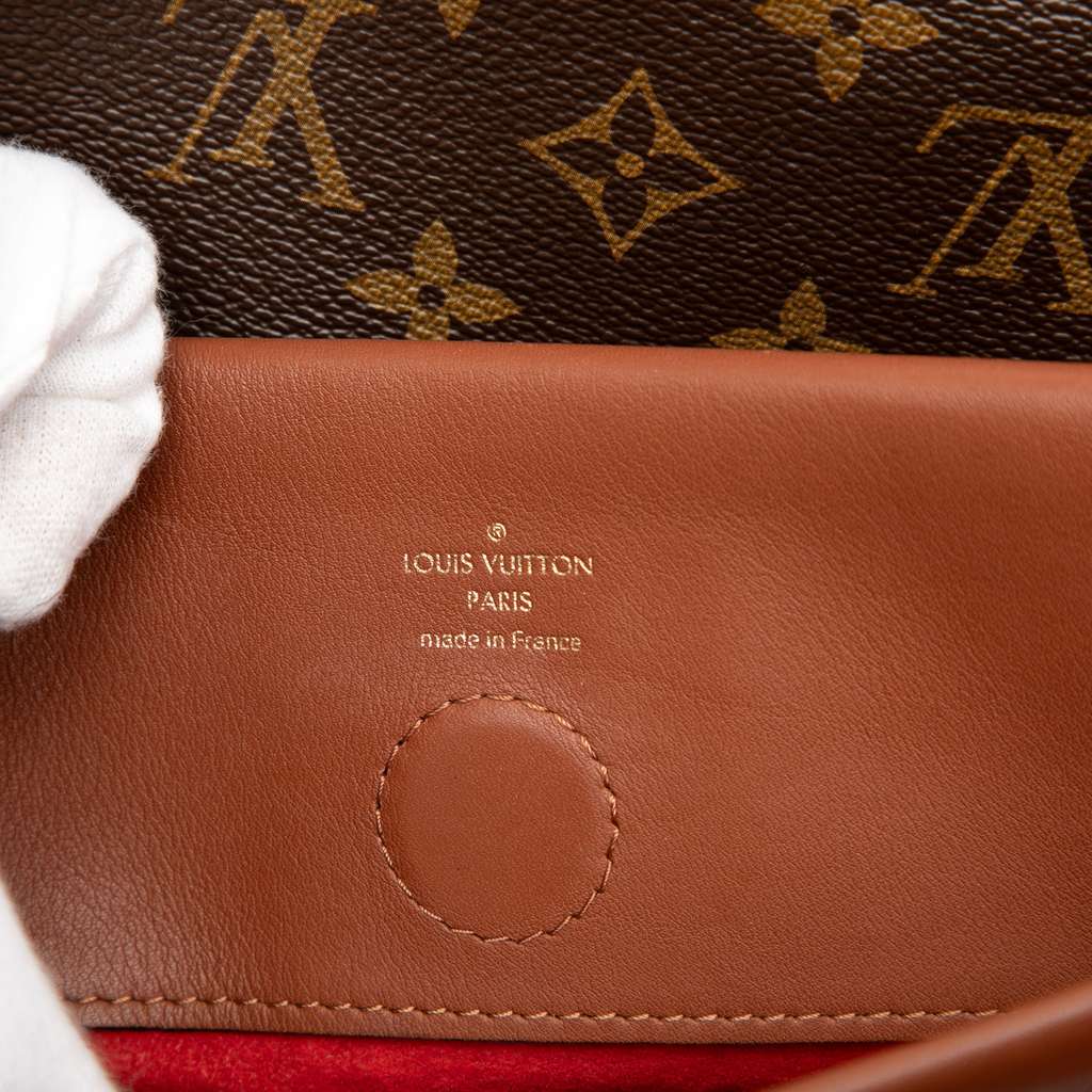 Louis Vuitton Monogram Tuileries Besace - 5