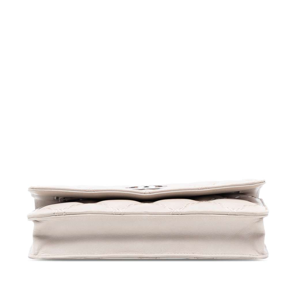 Chanel CC Quilted Calfskin Double Stitch Hamptons Wallet on Chain - 3