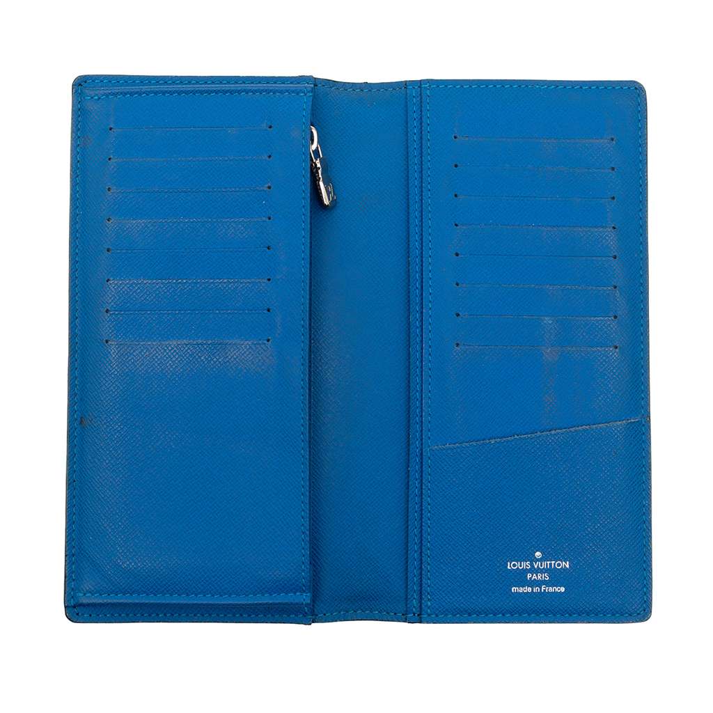 Louis Vuitton Taiga Portefeuille Brazza Bifold Long Wallet - 4