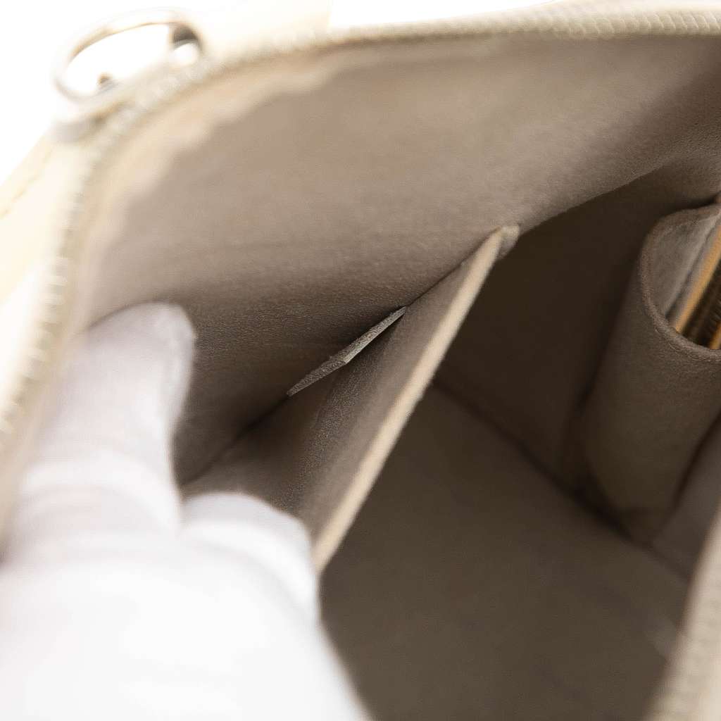 Louis Vuitton Epi Alma MM - 5