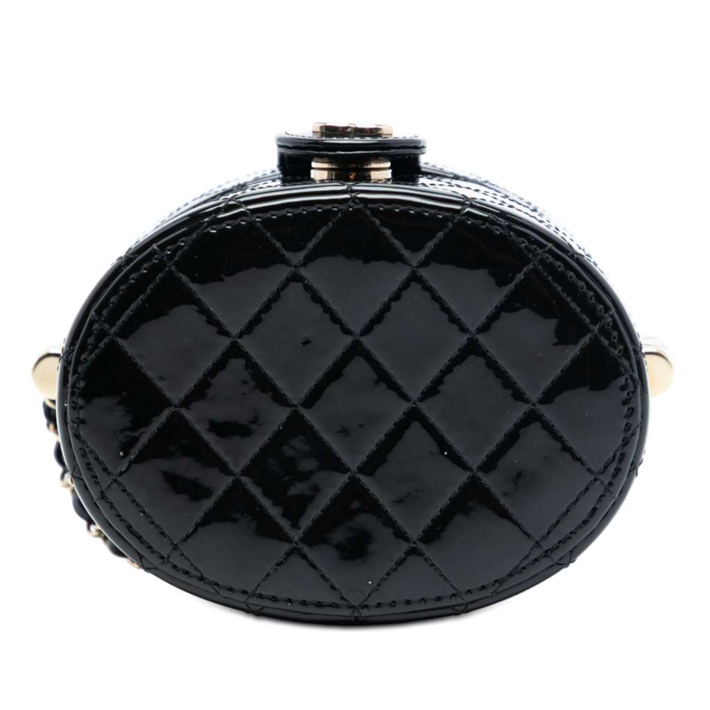 Chanel CC Quilted Patent Vanity Case with Chain - 3