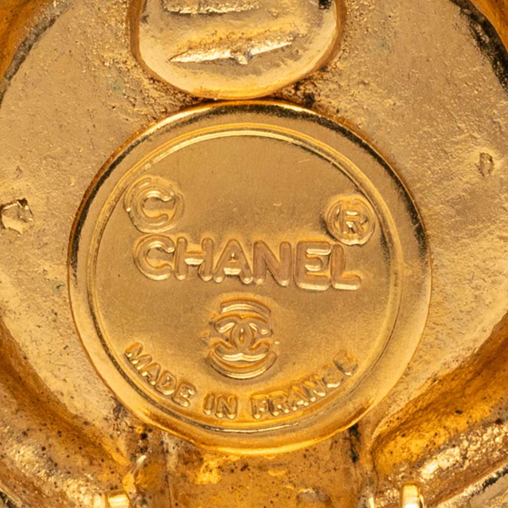 Chanel Gold Plated CC Round Clip On Earrings - 4