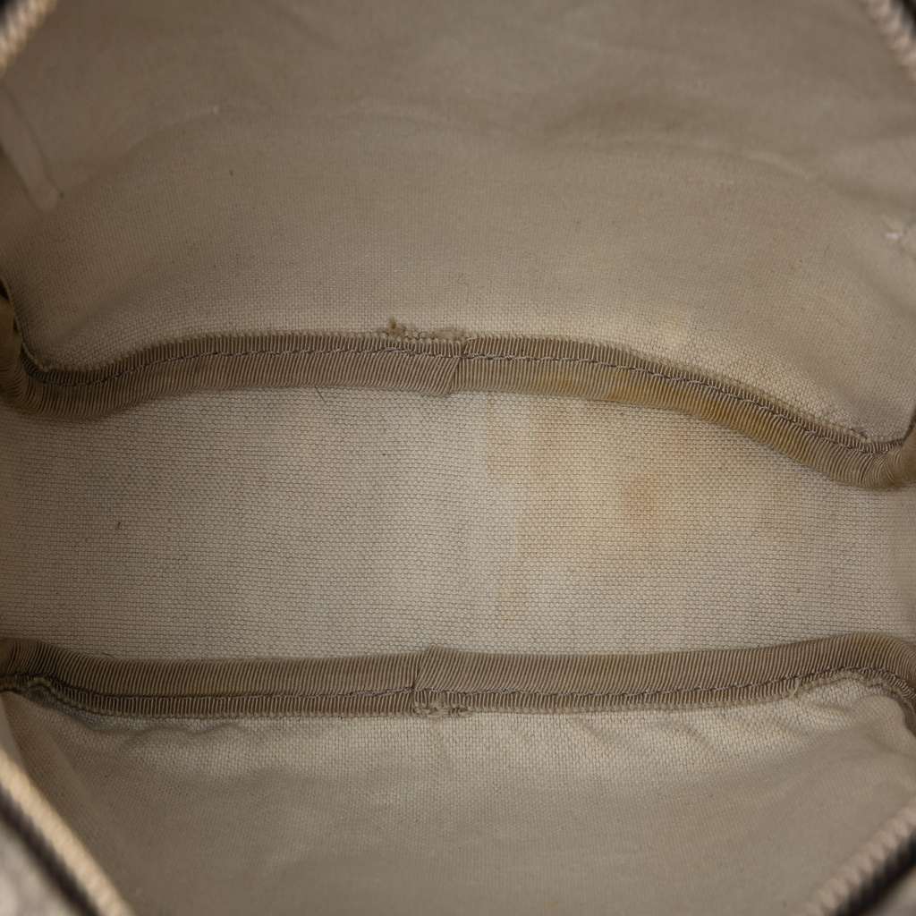 Gucci GG Supreme Crossbody - 4