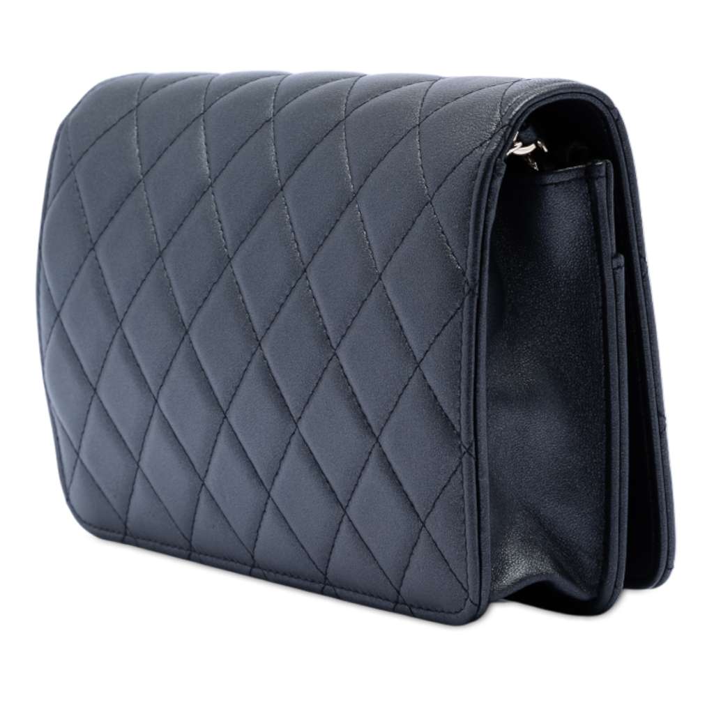 Chanel CC Quilted Lambskin Pearl Strap Wallet on Chain - 2