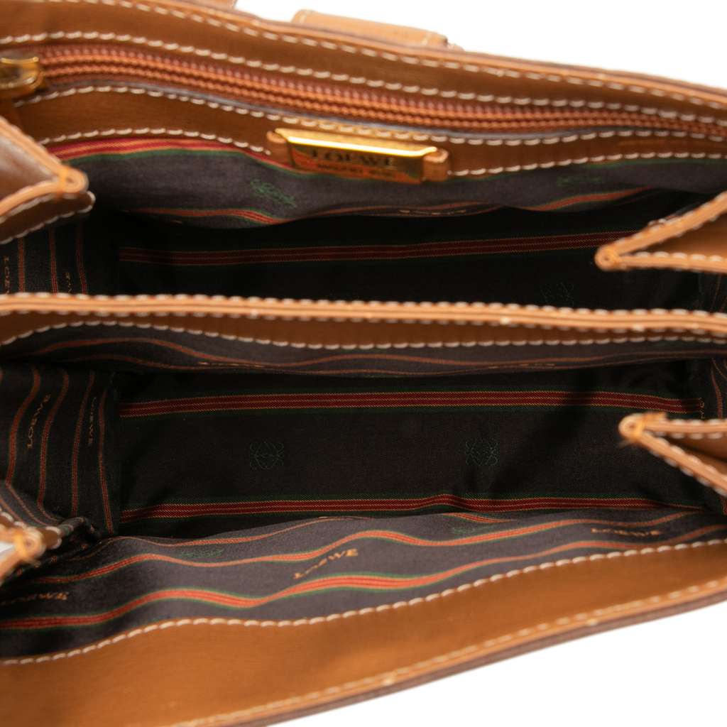 Loewe Leather Velasquez Twist Shoulder Bag - 4