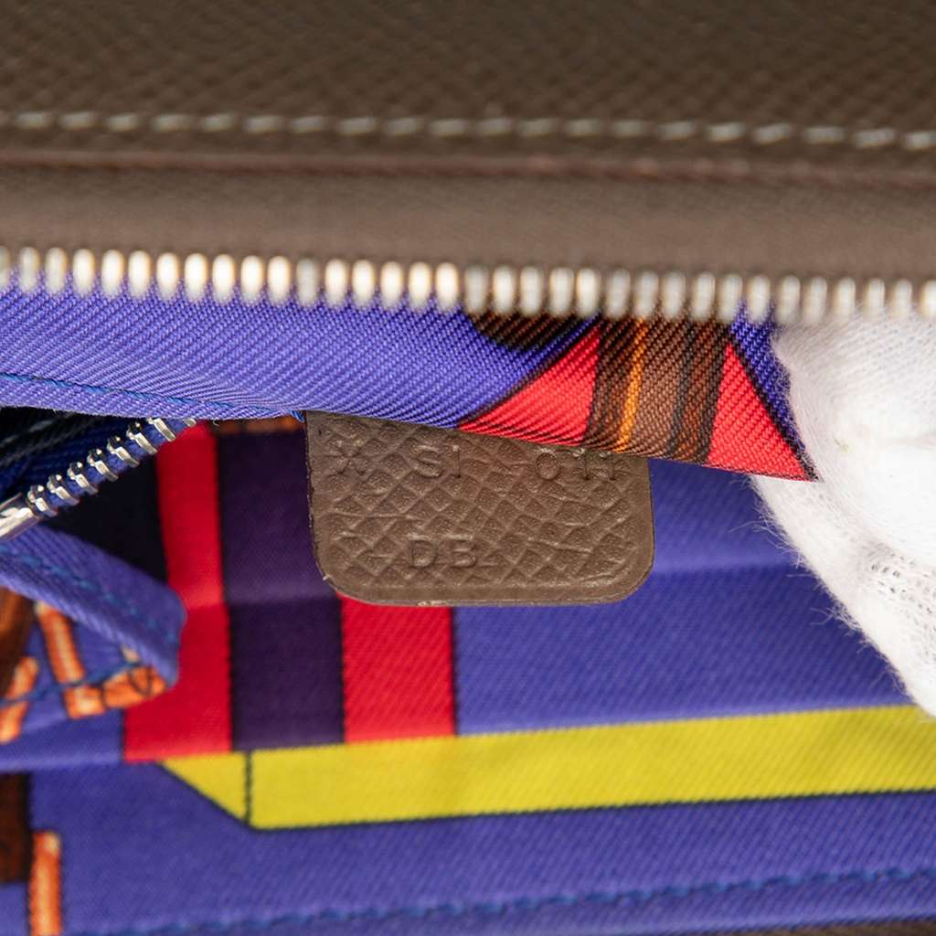 Hermès Epsom Silk in Compact Wallet - 5