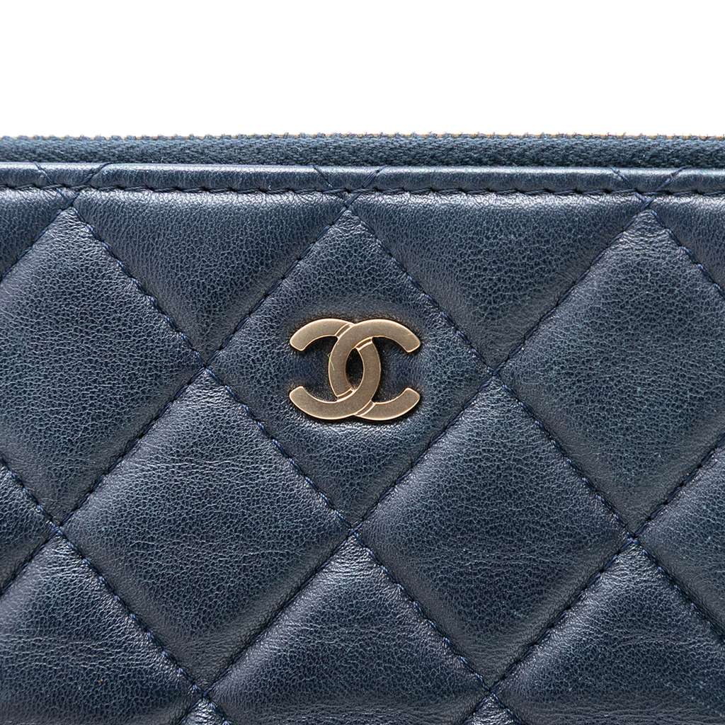 Chanel Paris Dubai Large CC Quilted Lambskin O Case Clutch - 5