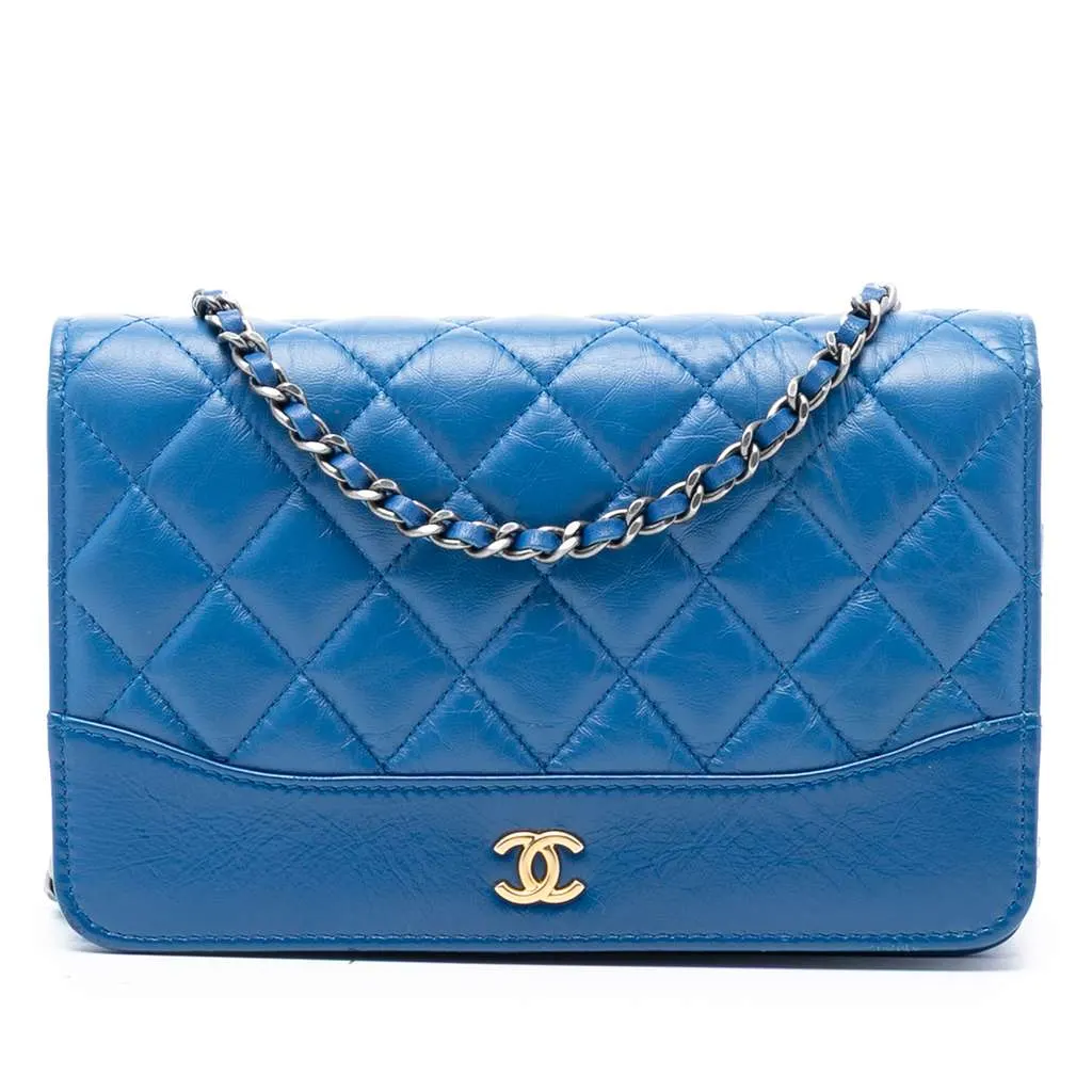 Chanel Quilted Aged Calfskin Gabrielle Wallet On Chain Blue Leather Very good - Front View
