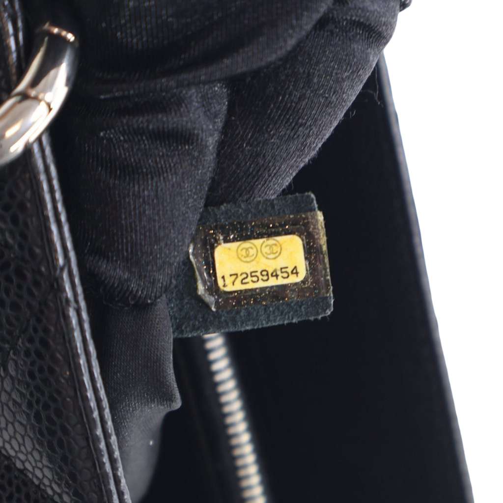 Chanel Caviar Grand Shopping Tote - 4