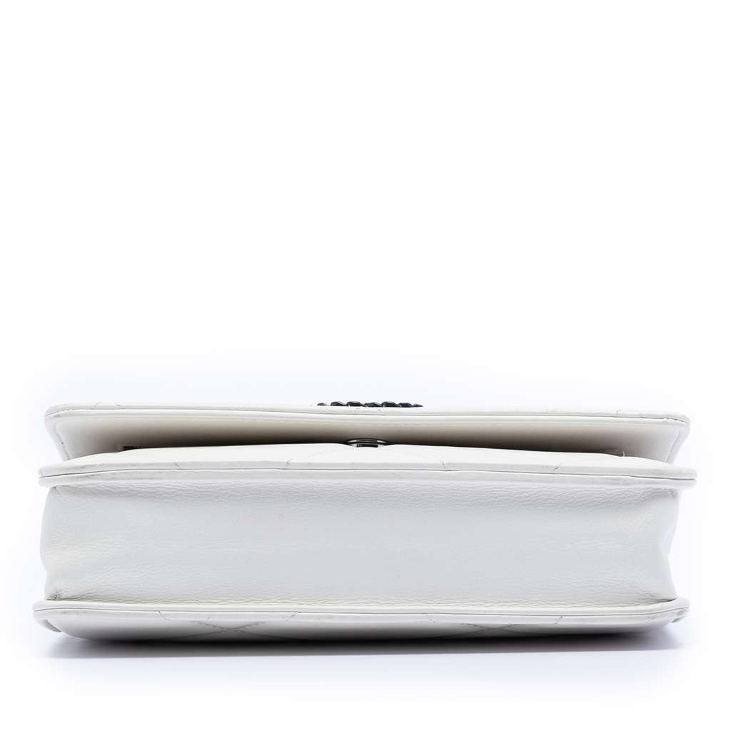 Chanel Quilted Lambskin 19 Wallet on Chain - 3