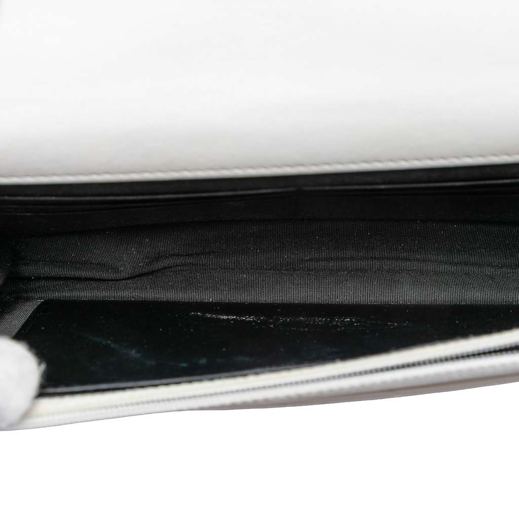 Chanel Quilted Lambskin 19 Wallet on Chain - 4