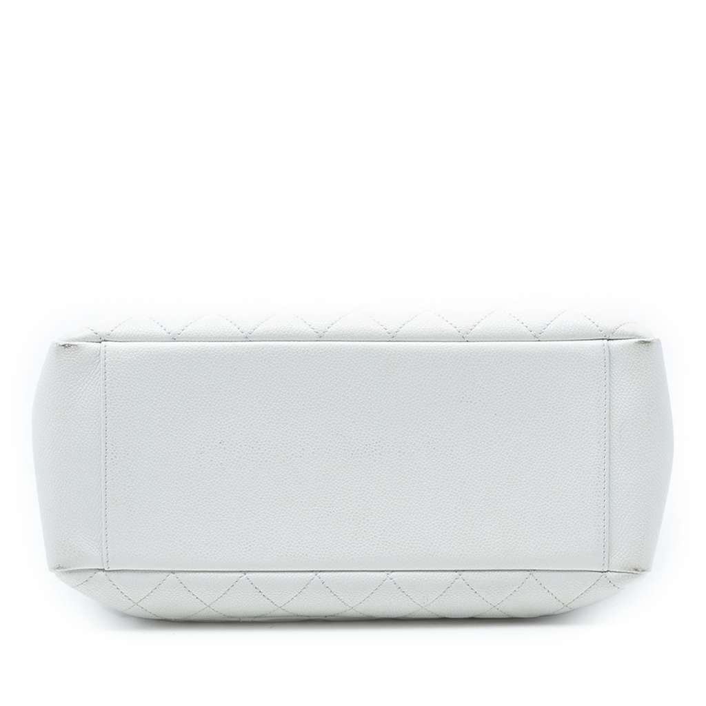 Chanel Caviar Grand Shopping Tote - 3