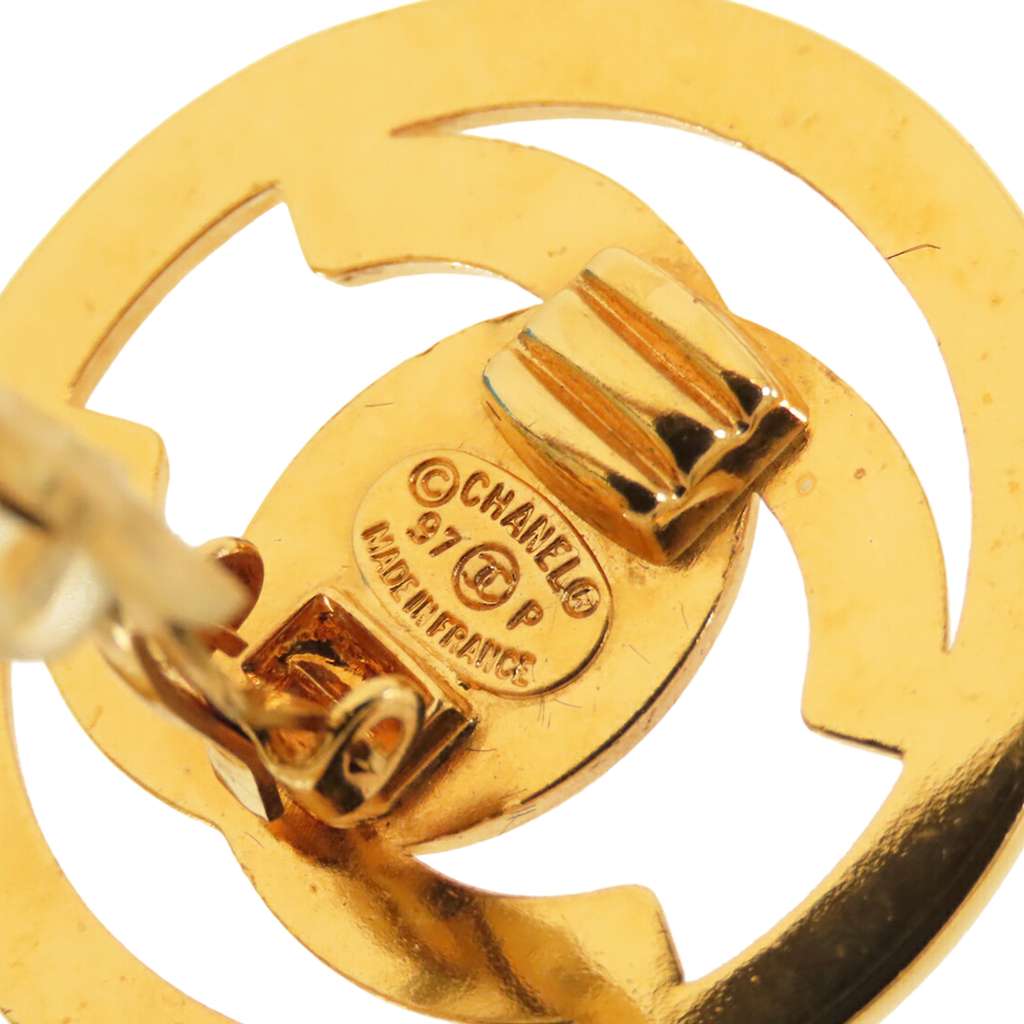 Chanel Gold Plated CC Encircled Turn Lock Clip On Earrings - 3