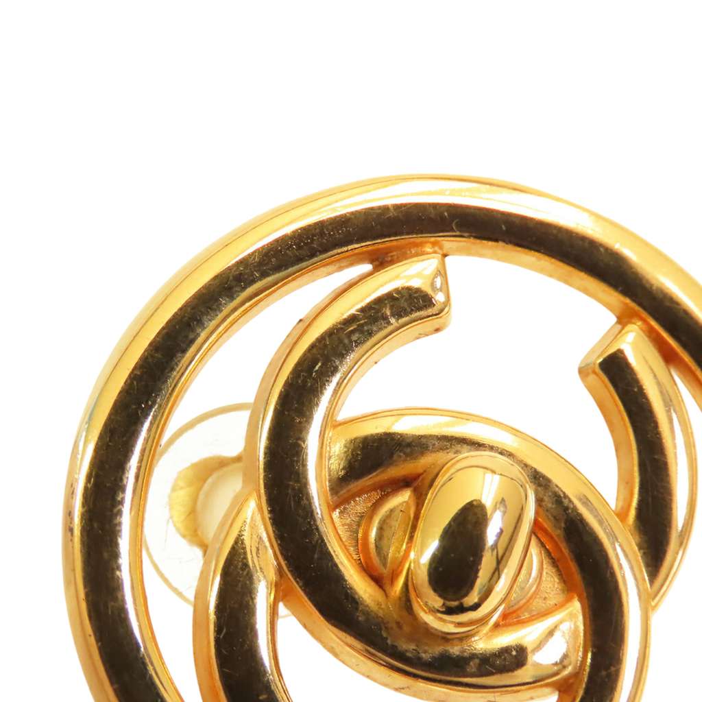 Chanel Gold Plated CC Encircled Turn Lock Clip On Earrings - 4