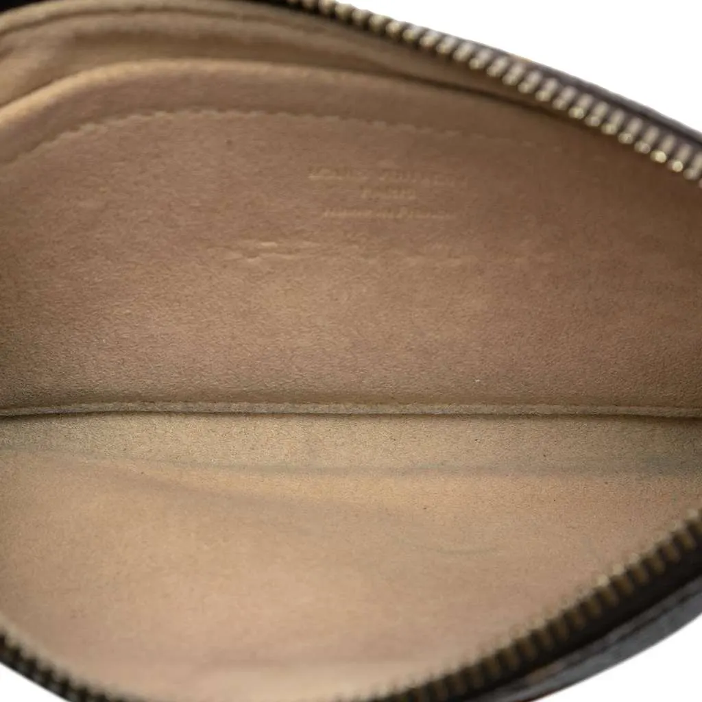 Louis Vuitton Monogram Pochette Milla MM Brown Good - Model View