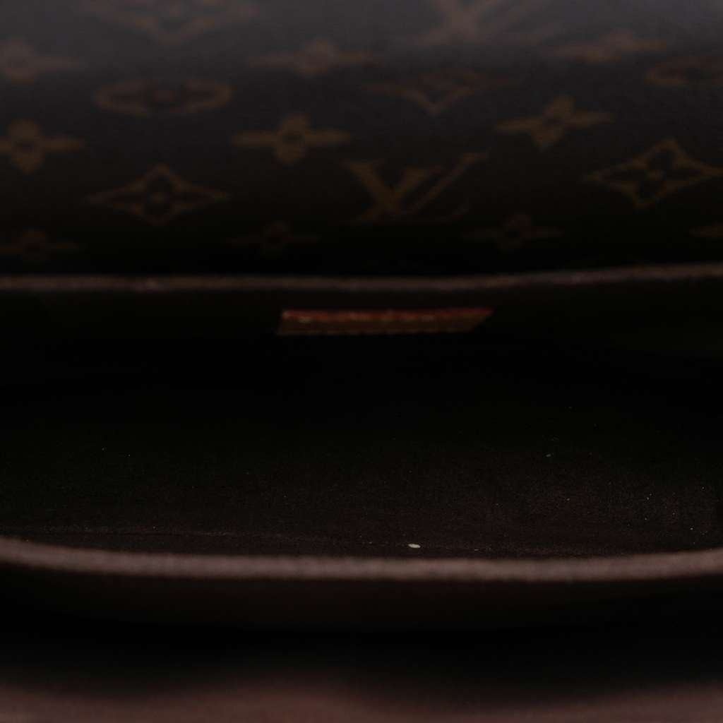 Louis Vuitton Monogram Pochette Metis - 4