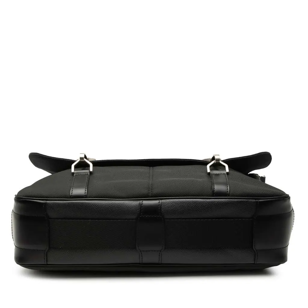 Louis Vuitton Taiga Dersou Black Leather Very good - Inside View