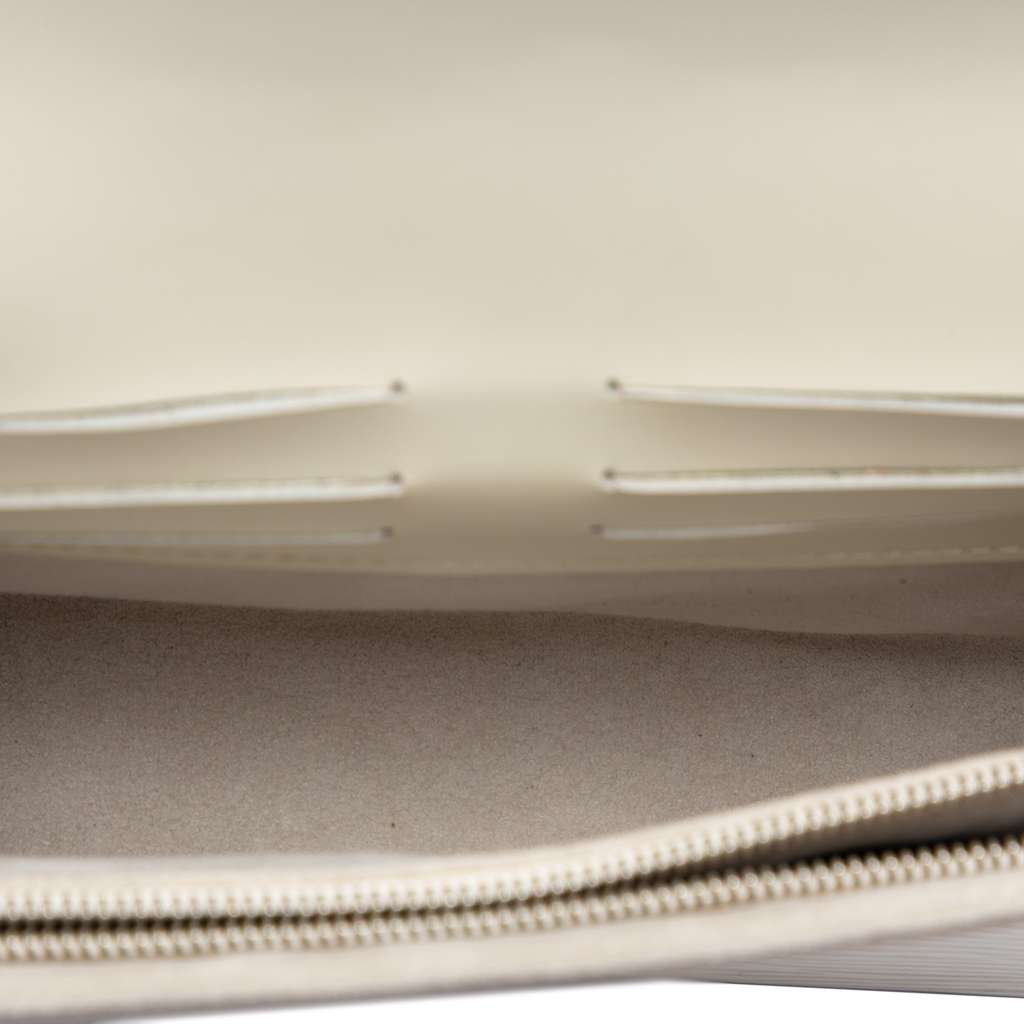Louis Vuitton Epi Sevigne Clutch - 4