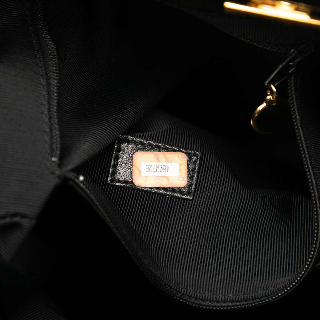 Chanel Triple CC Caviar Tote - 5