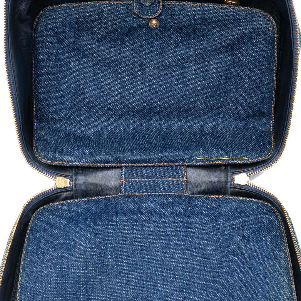 Chanel CC Denim Vanity Bag - 4