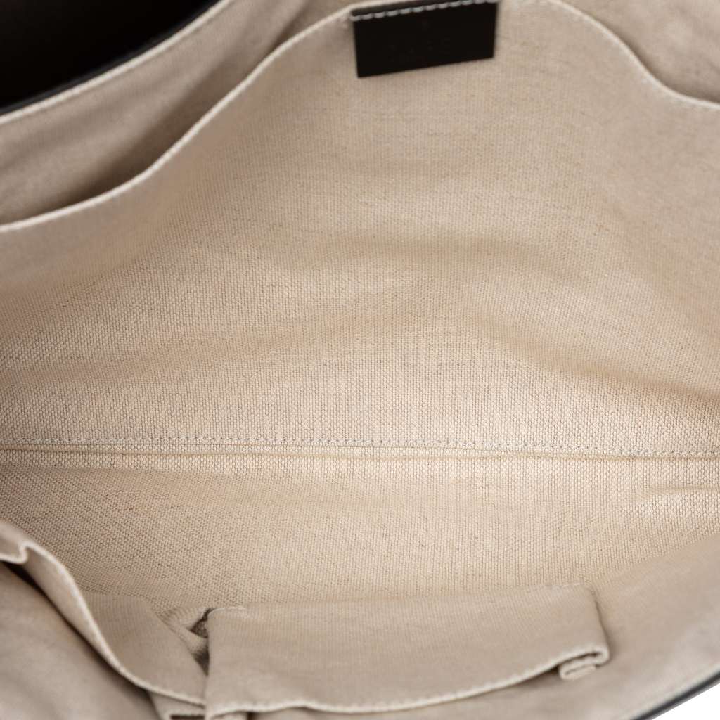 Gucci GG Supreme Envelope Clutch - 4