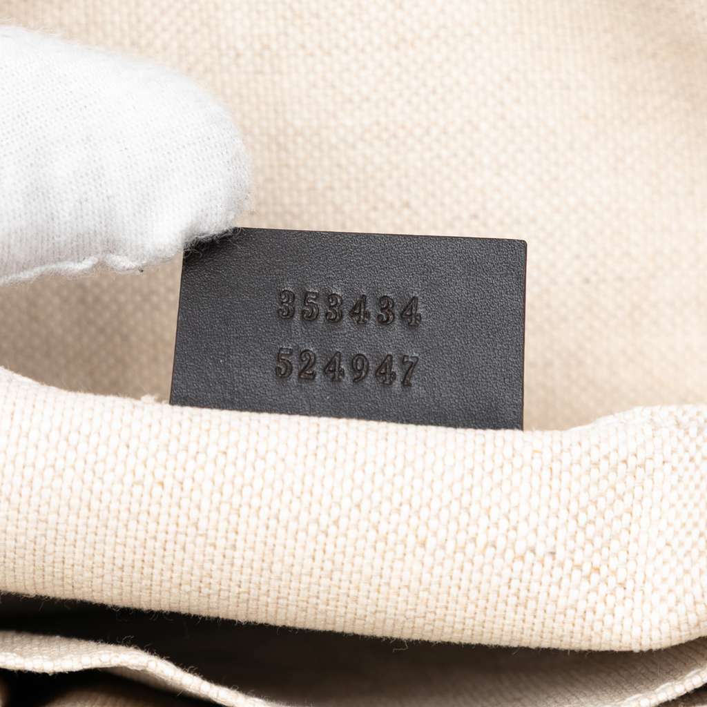 Gucci GG Supreme Envelope Clutch - 5