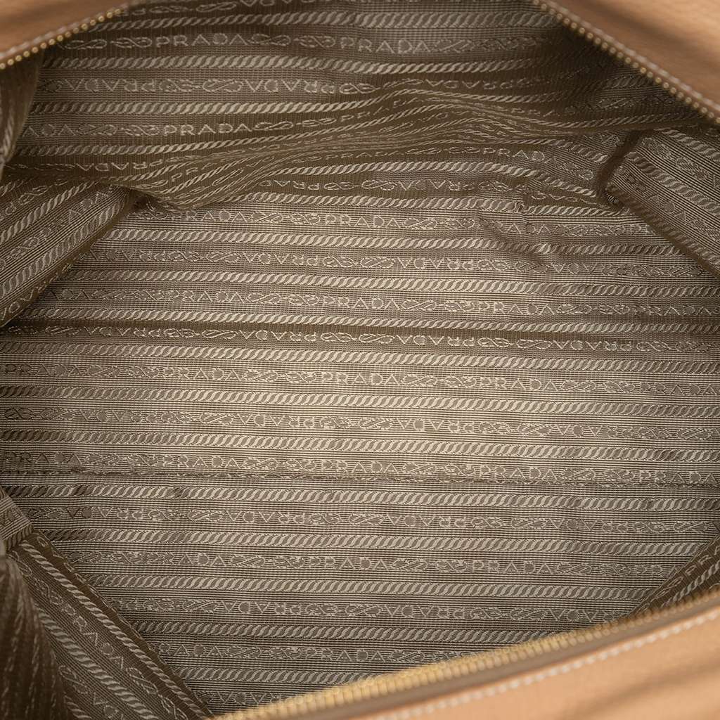Prada Vitello Daino Tote - 4