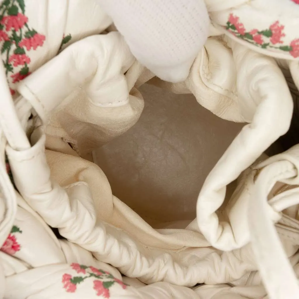 Bottega Veneta Small Floral Printed Leather Intrecciato Kalimero Bucket Bag White Leather Very good - Model View