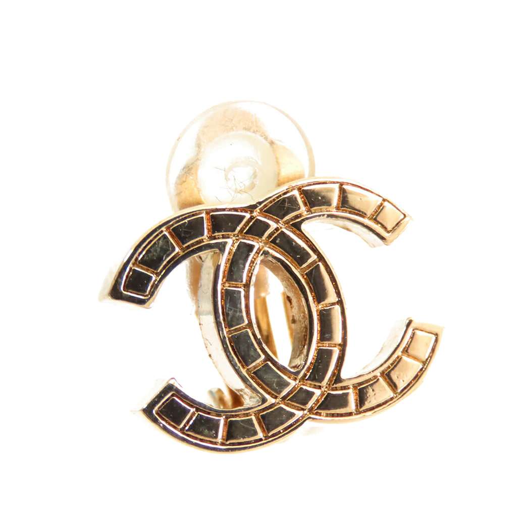 Chanel Gold Plated CC Clip on Earrings - 3