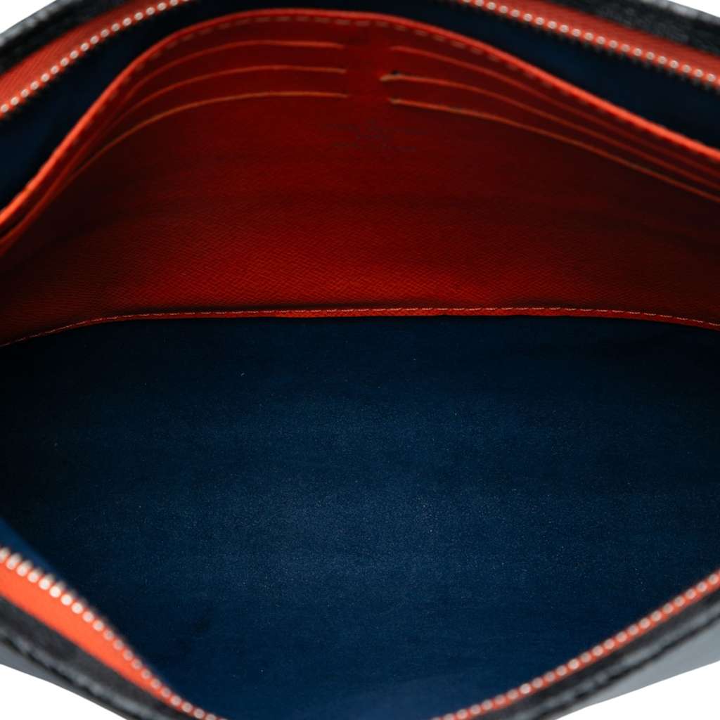 Louis Vuitton Epi Pochette Voyage MM - 4