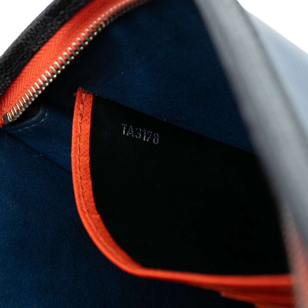 Louis Vuitton Epi Pochette Voyage MM - 5