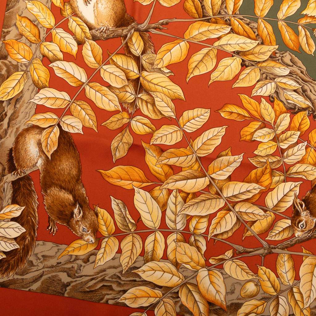 Hermès Casse Noisette Silk Scarf 90 - 4