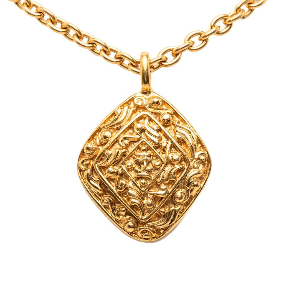 Chanel CC Gold Plated Diamond Shape Pendant Necklace