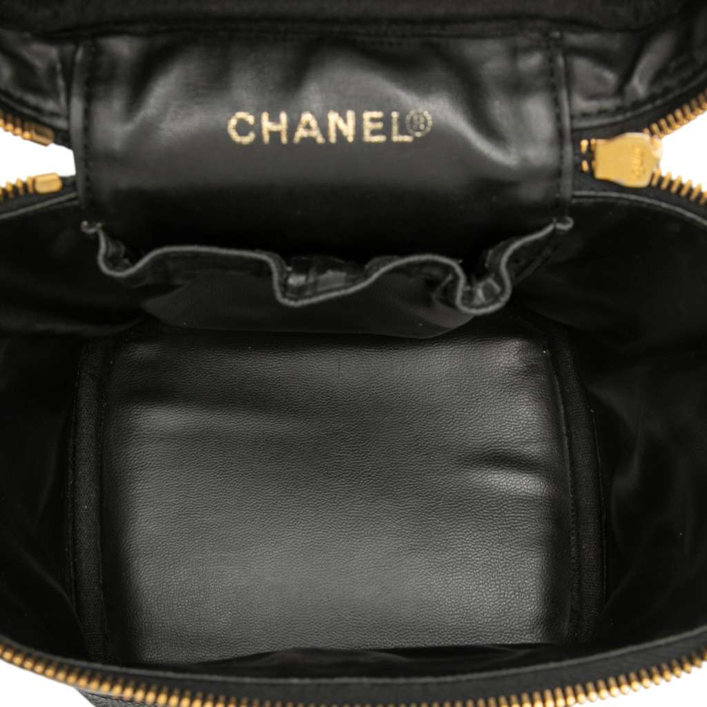 Chanel CC Caviar Vanity Bag - 4