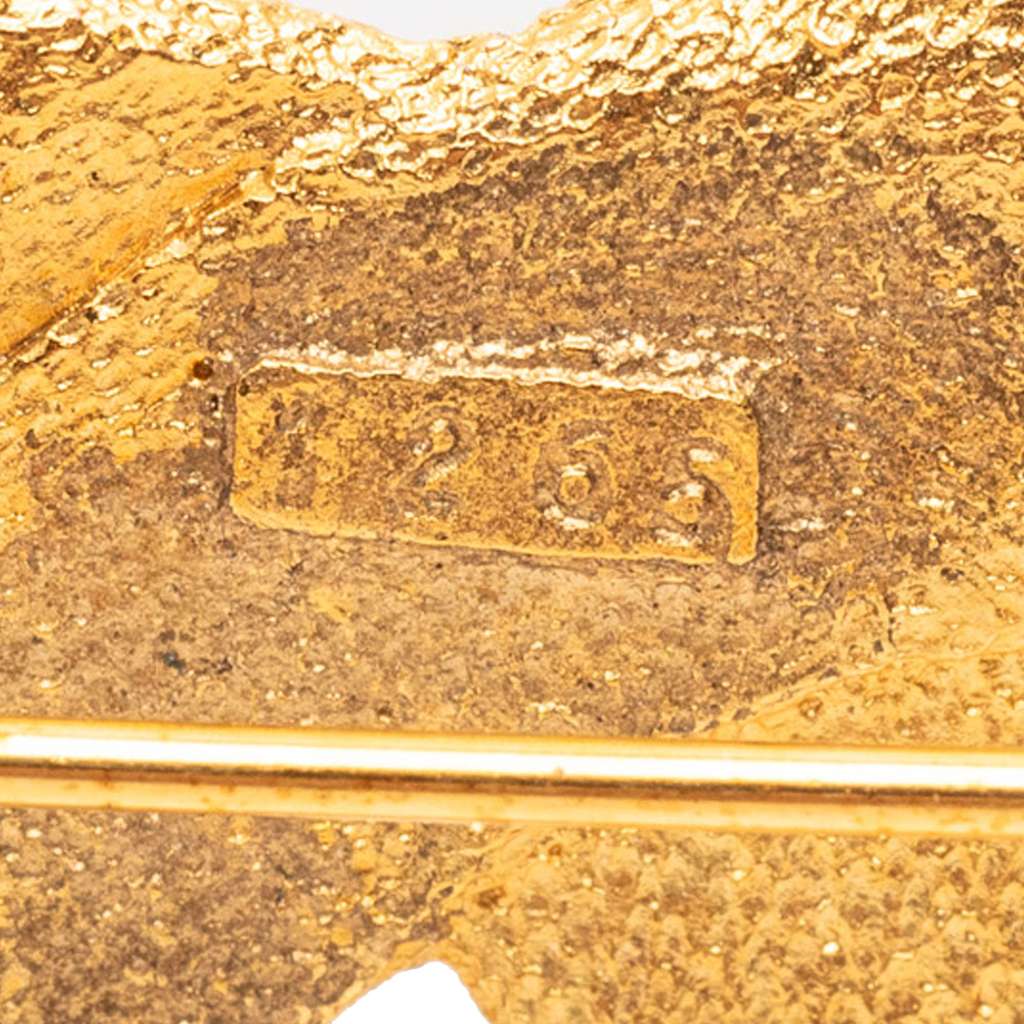 Chanel Gold Plated CC Brooch - 4