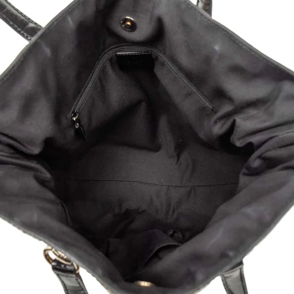 Gucci GG Canvas Full Moon Tote Brown Canvas Very good - Model View