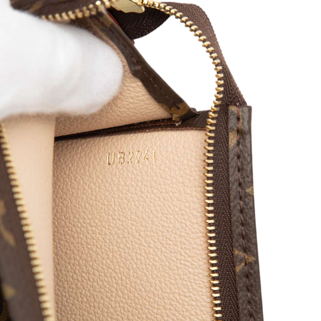 Louis Vuitton Monogram Toiletry Pouch 26 - 5